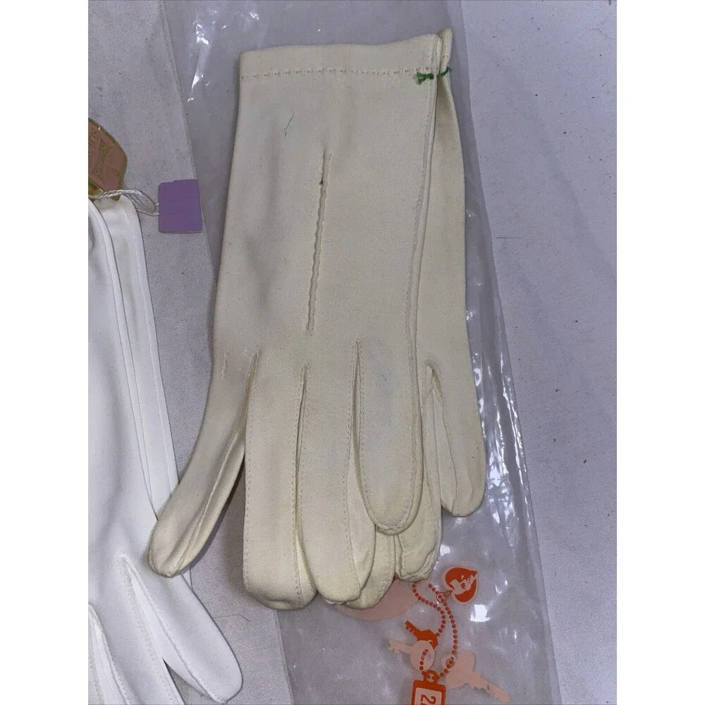 Vintage gloves Miss Aris White 2 stretchy 2A-1342 Floral Leather elegant